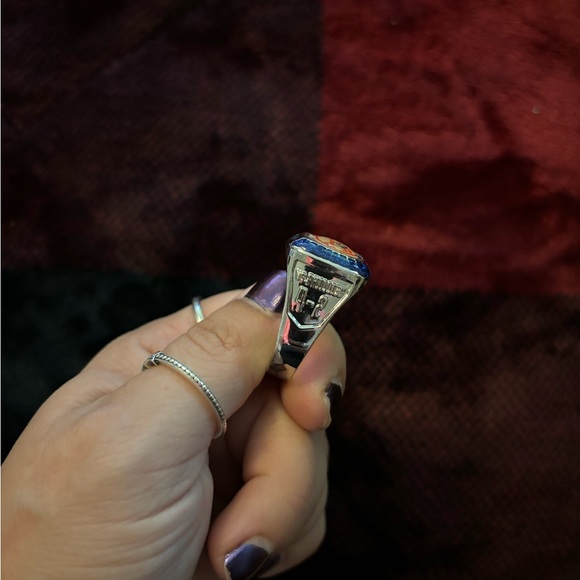 New York Yankees MLB Championship Ring - Picture 3 of 3